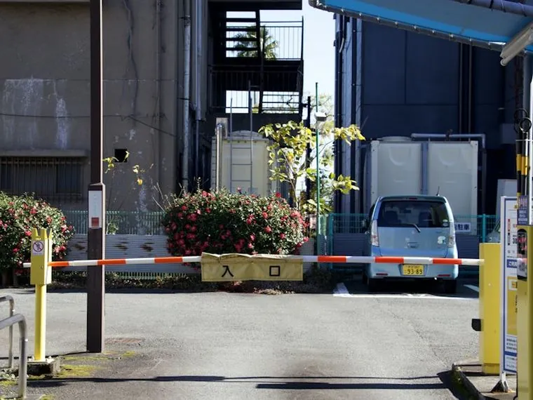 Automatic gate barrier at a commercial vehicle entrance in Dubai